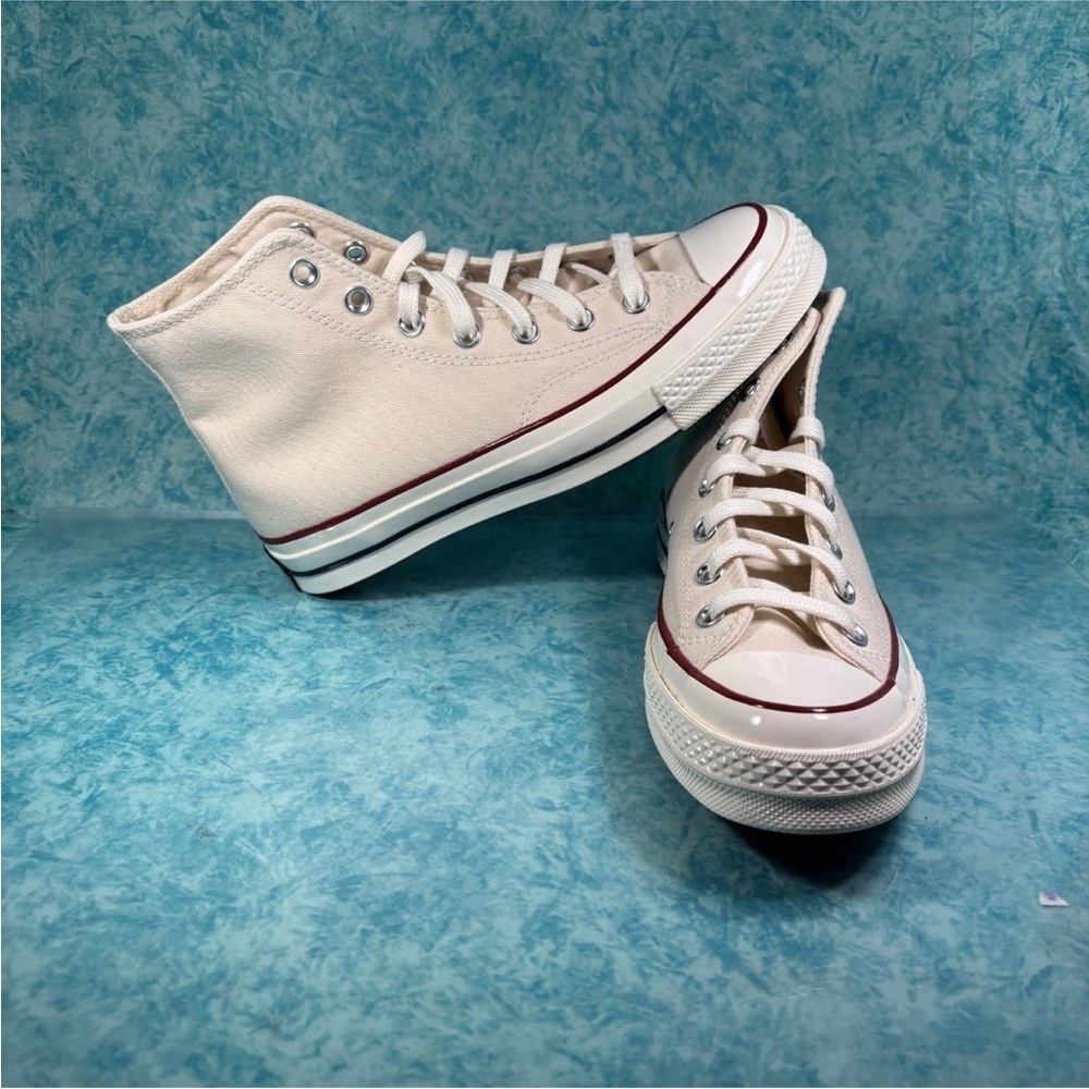 Converse Chuck 70 Parchment Women’s Retro Beige Canvas High Top Shoes